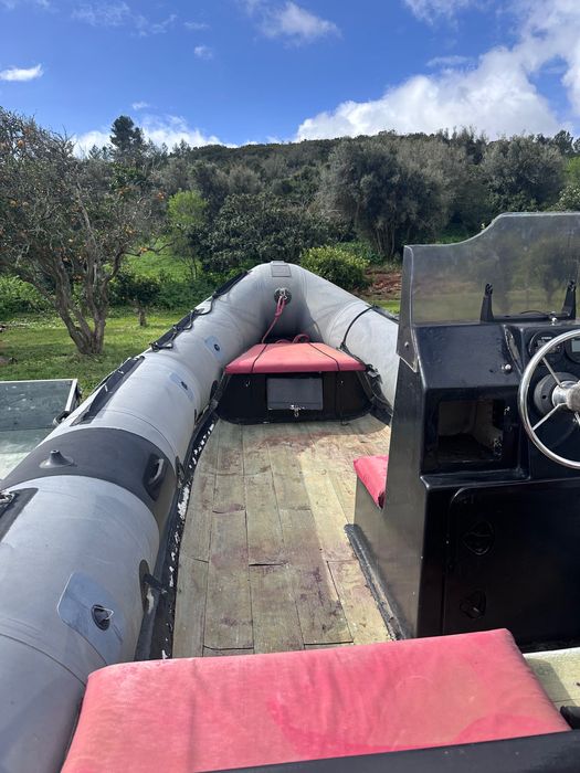 Semi-Rígido 6m | Yamaha 115hp 2021 (57h) | Atrelado Satellite