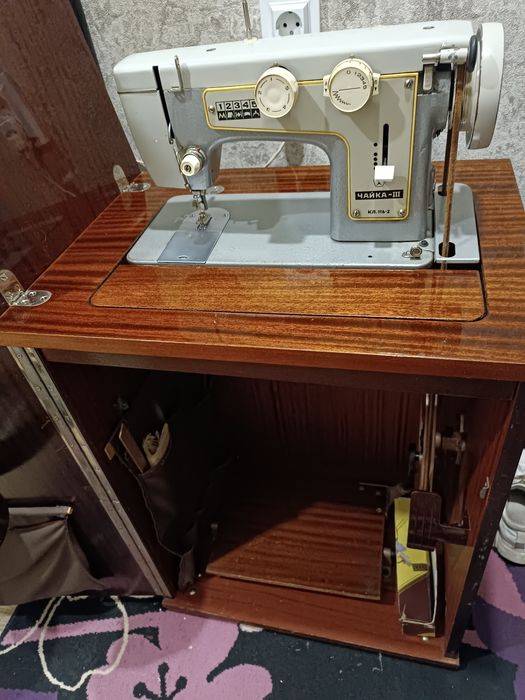 Швейна машинка Чайка-III.