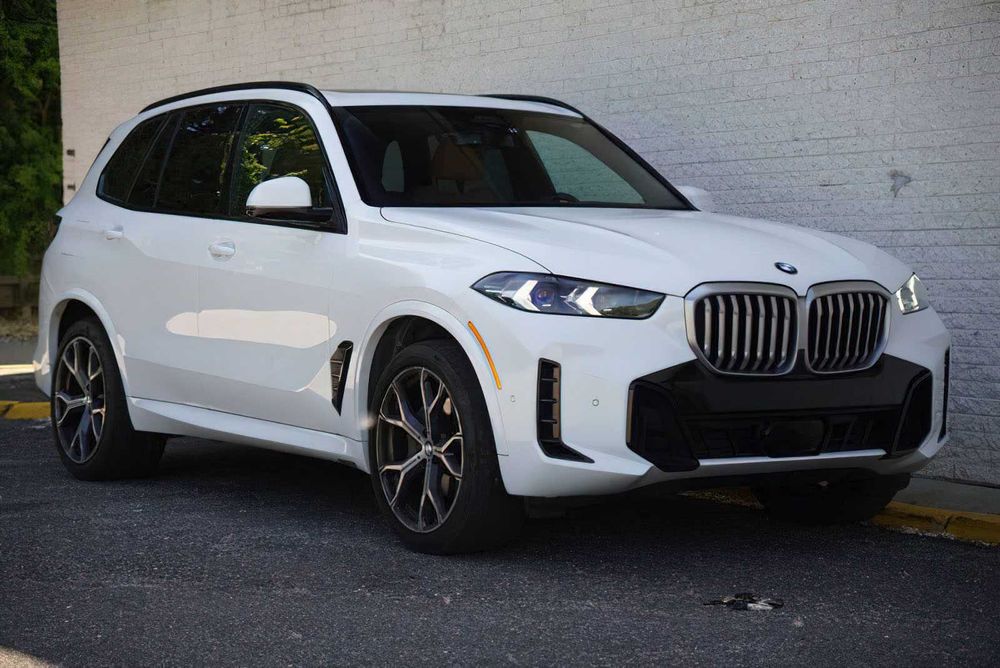 BMW X5 sDrive40i      2024
