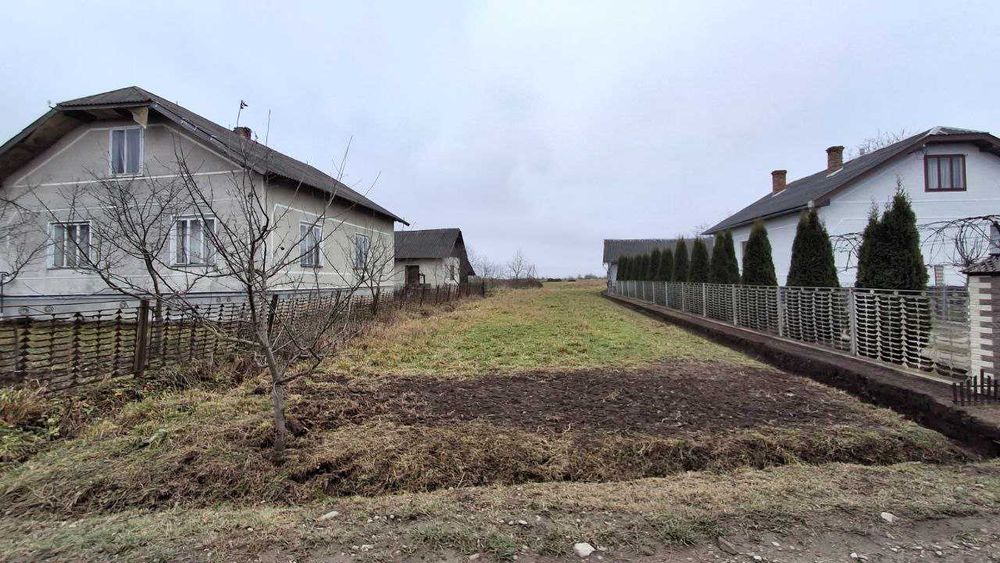 Продаж ділянки 15 сот в с Радча, газ, світло, асфальт, С/Г, недорого