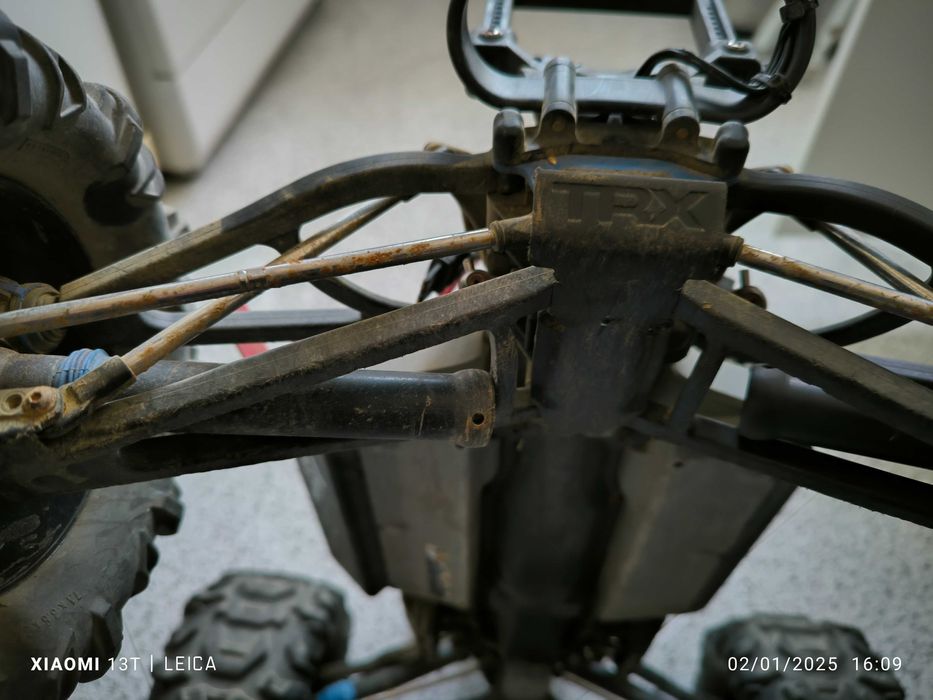 Carro RC Traxxas Summit 1/10