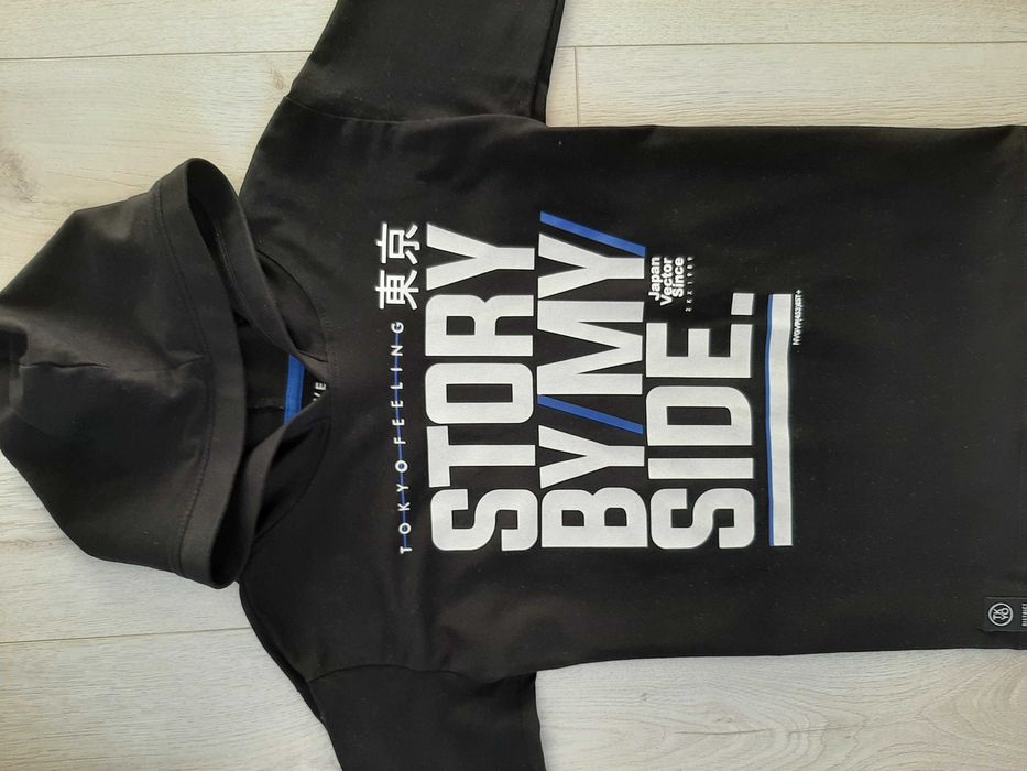 Reserved, bluzka z kapturem. Rozmiar 140 cm