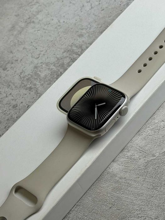 Apple Watch 9 Silver. Ідеальний стан. Новий