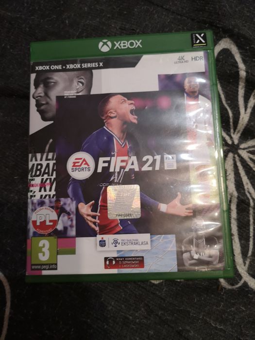 Gra Fifa 21 na xbox one/series x
