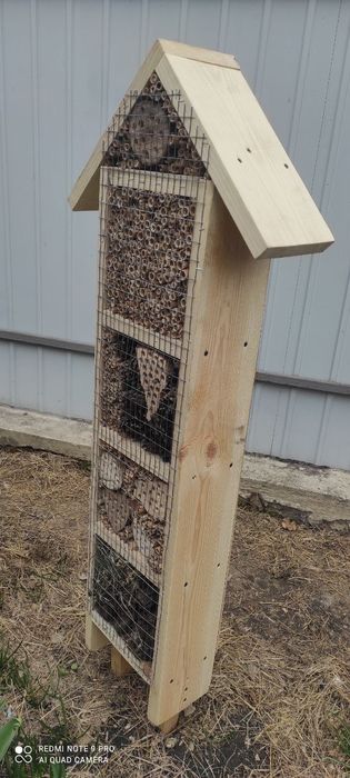 Будиночок для осмій