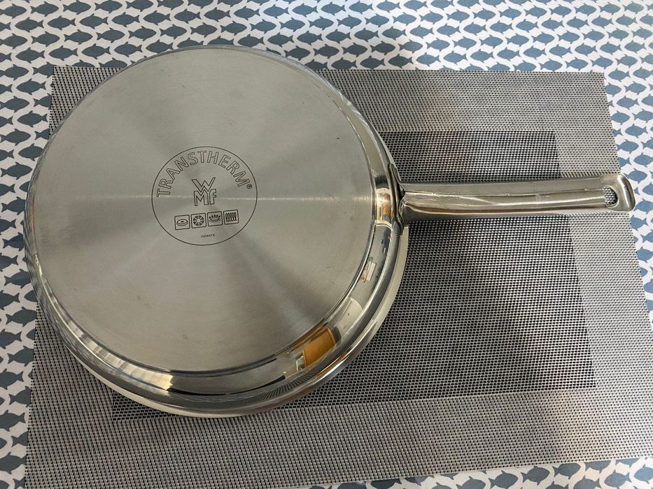 Сковорода WMF, 24 см