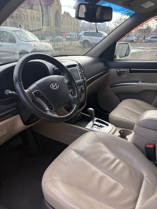 Hyundai Santa FE 2011 VIN KMHSH81BBBU712138 фото оголошення 4 з 20