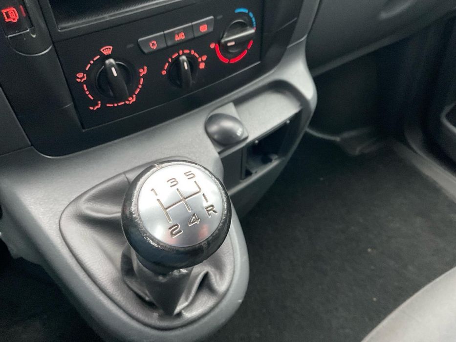 TOYOTA ProAce EXCELENTE APENAS 120.000km 12/2016 ###OPORTUNIDADE###