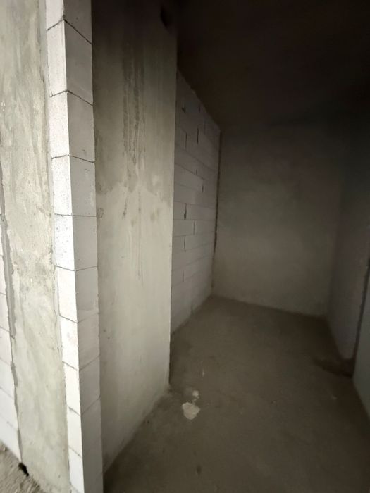 Продається 2-кімнатна квартира в новобудові.