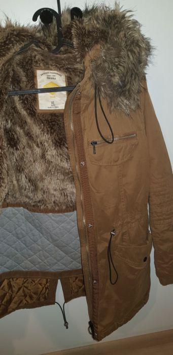 Super Parka carmel bershka L