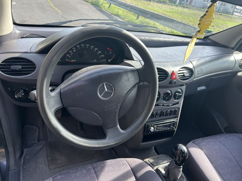 Mercedes-benz A170