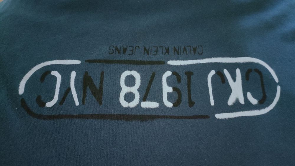 świetny t-shirt Calvin Klein Jeans, super stan L/ M