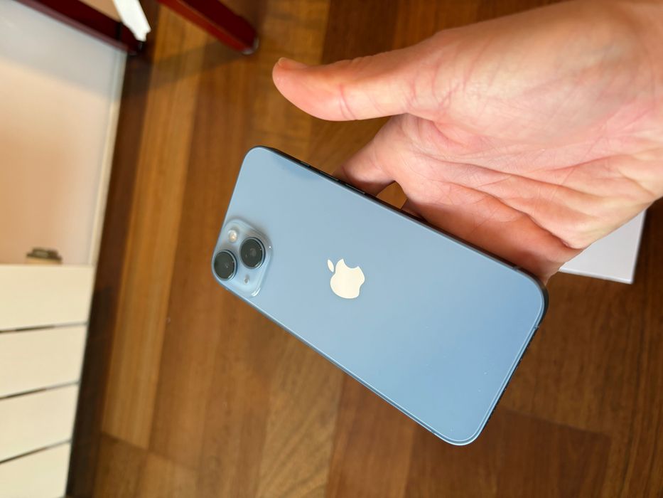 iPhone 14 256GB excelente