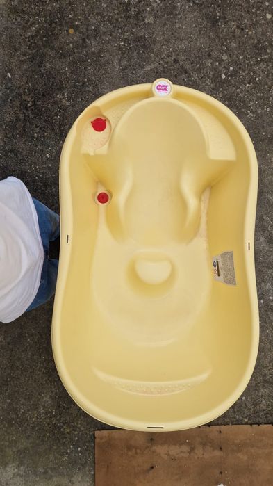 Banheira com suporta