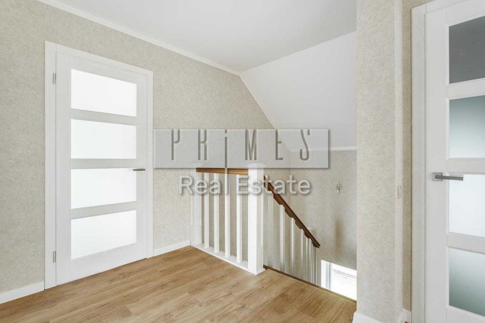 Продаж нового будинку з ремонтом, Осокорки