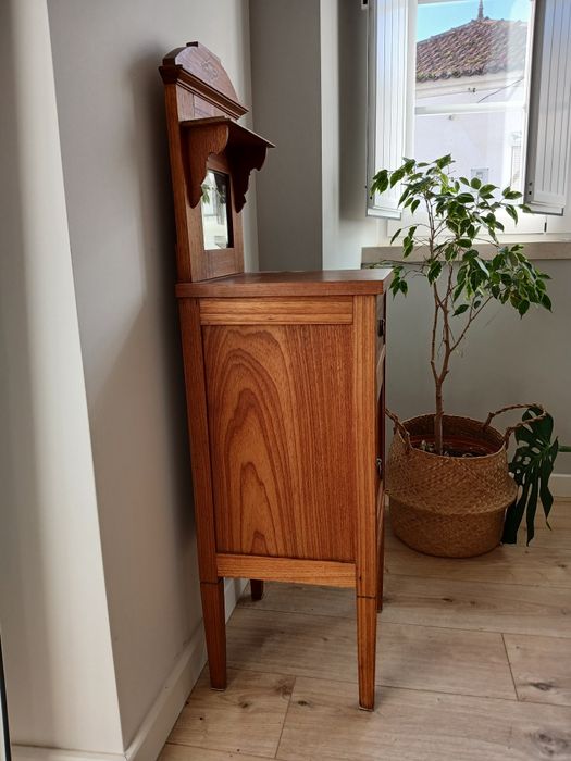 Mesas de cabeceira  75€ cada