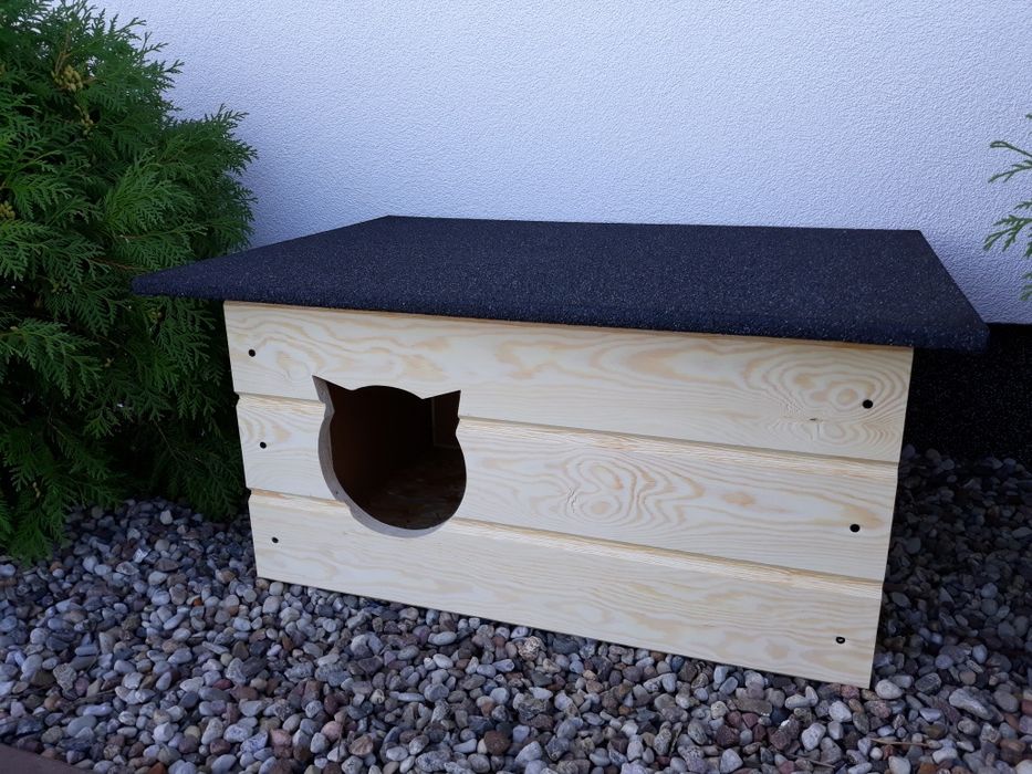 Buda dla kota z przedsionkiem, domek dla kota