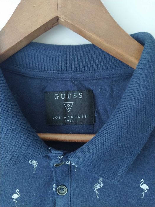 GUESS Los Angeles granatowa koszulka polo w białe flamingi roz. L