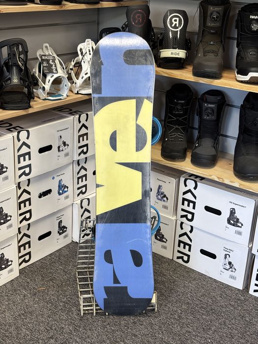 Raven Gravy 115 cm + Wiązania - zestaw snowboard