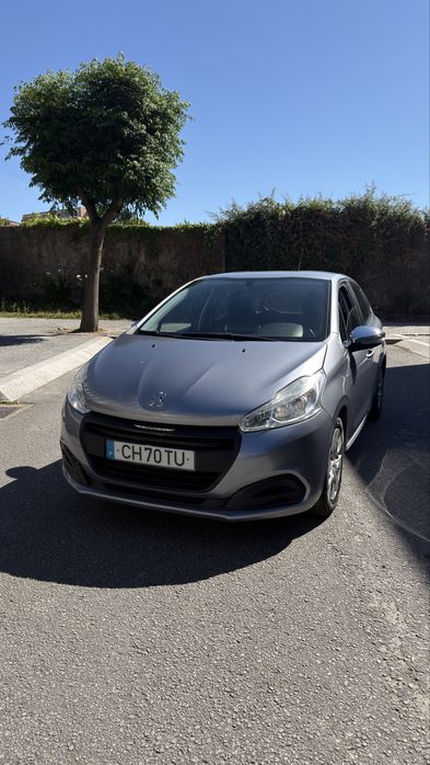 PEUGEOT 208 / 2019