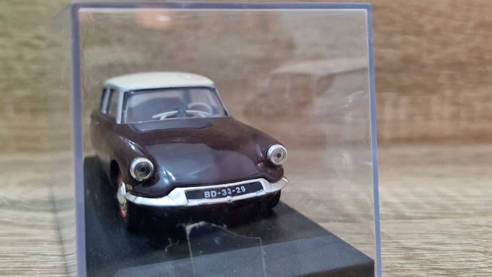 Miniatura Citroen DS19 «1957« 1:43
