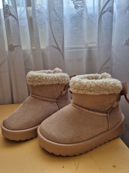 Дитячі черевички LC Waikiki, EUR 23 (14,3 см)
