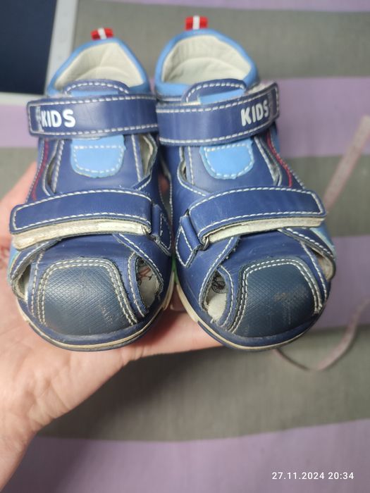 Босоніжки дитячі Світ.т. 25 розмір