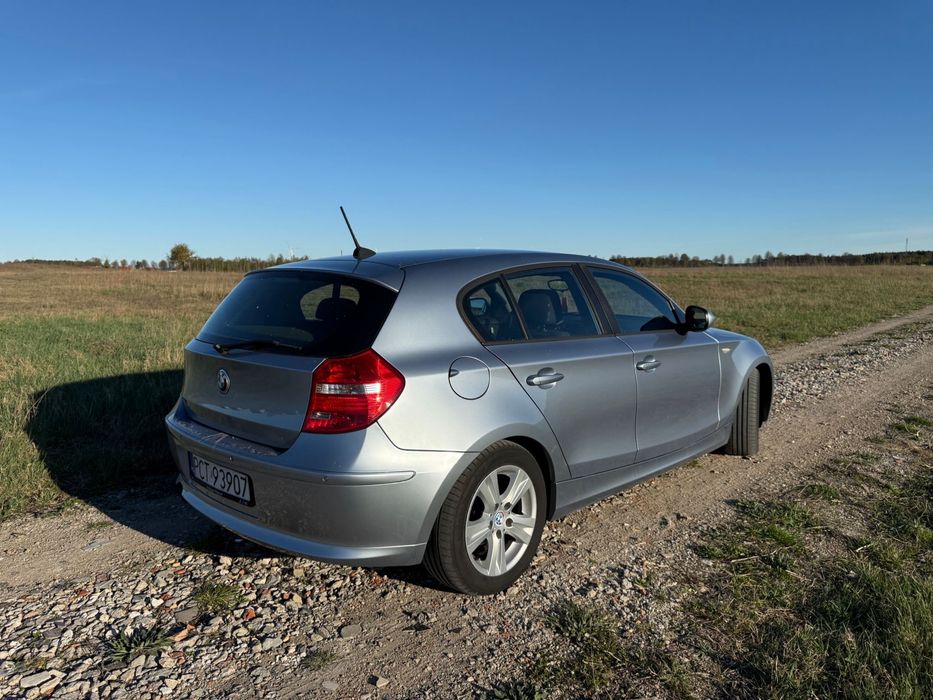 Bmw 116  2.0  2011 rok