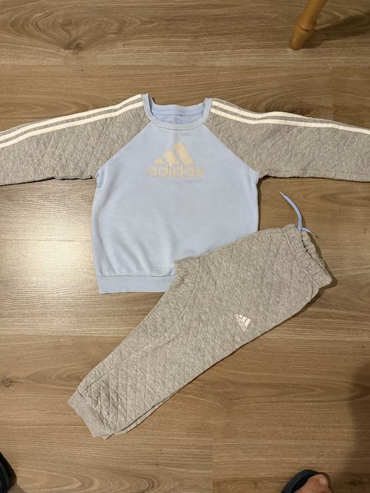 Adidas дитячий спортивний костюм для хлопчика від 1-2 років