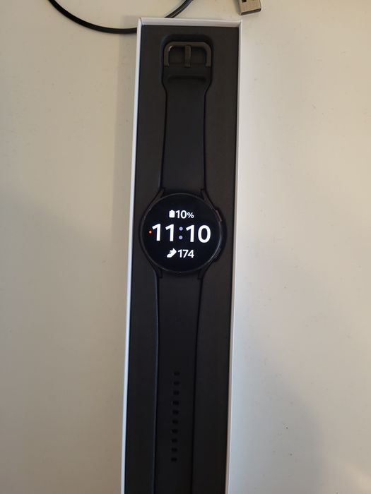 Samsung Galaxy Watch 4- 44mm (SM-R870)