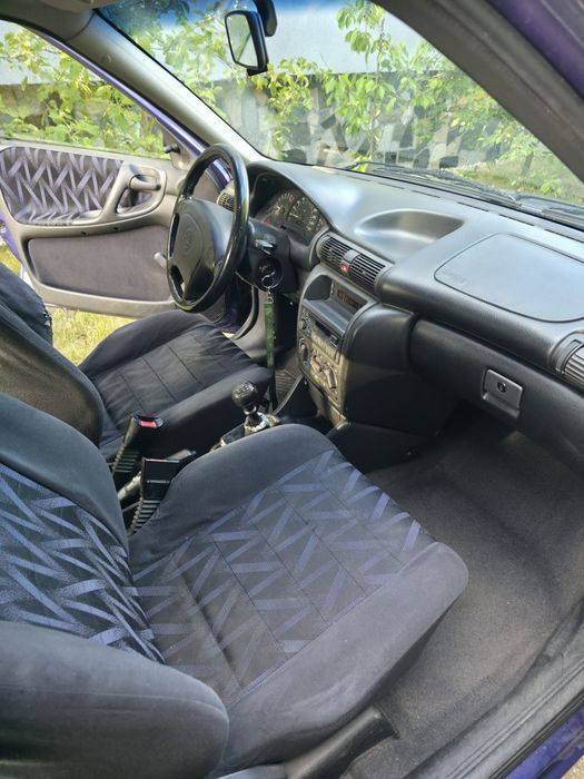 Opel Astra samochód