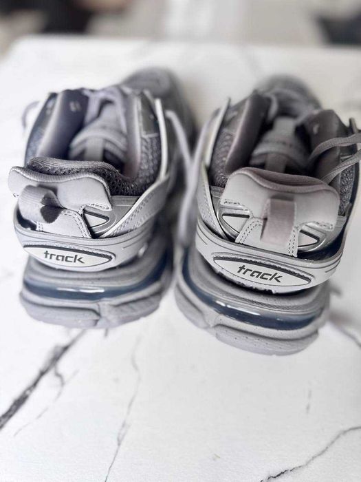 Wyprzedaż! -50% Sneakersy Balenciaga Track! 38