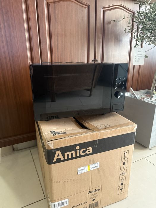 Kuchenka mikrofalowa AMGB20E2GB AMICA do zabudowy