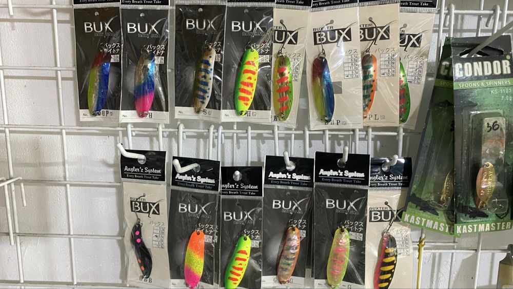 Воблери Strike pro, та блешні angler’z system bux