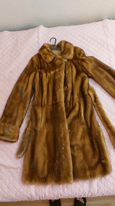 Норкова шуба довга