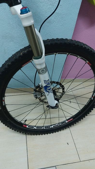 Focus roda 26 toda em carbono