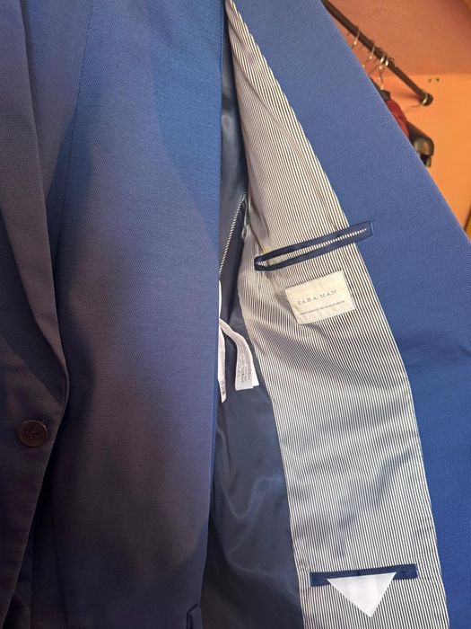 Vendo fato Azul e Camisa Branca