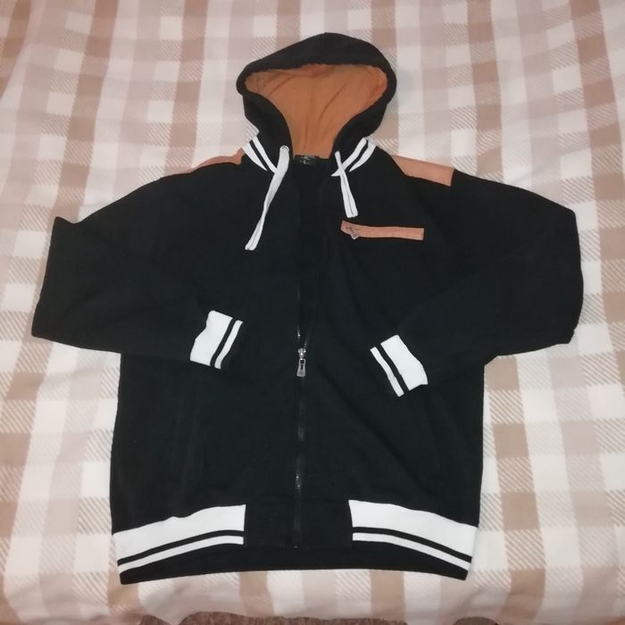 Sprzedam Bardzo Ciepła Bluzę L na Jesień Zima