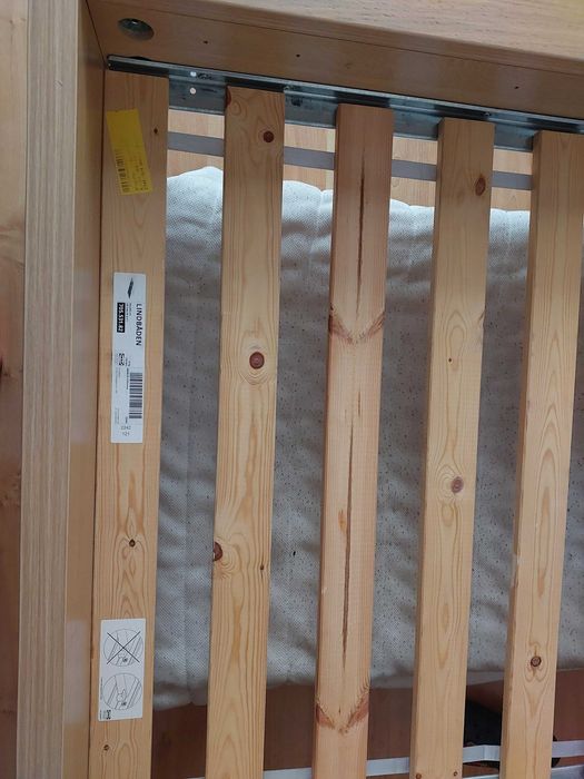 CAMA de solteiro  óptimo estado do Ikea cama e estrado.  Sem colchao