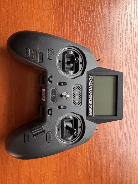 Zestaw FPV BetaFPV Pavo20 Pro DJI O4 Pro + RadioMaster Zorro