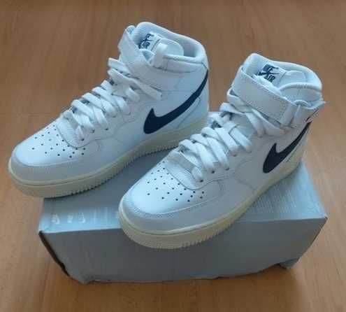 Nike Air Force 1 ‘07 Mid - Tamanho 39 - Novos na caixa