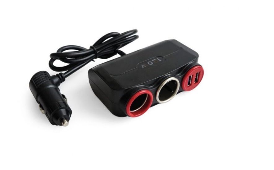 Автомобільний трійник зарядка з USB і без