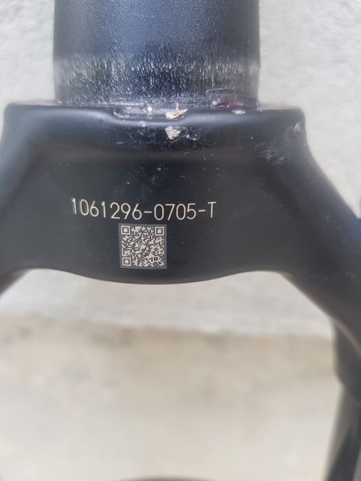 Вилка Fox 38 performance 27.5+ 29 Rock shox zeb