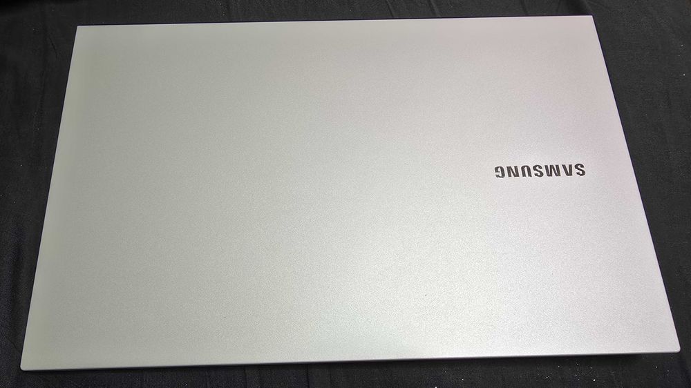 Laptop Samsung Galaxy Book Ion QLED i7 512GB