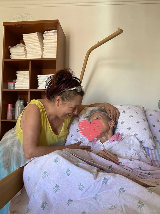 Família de Acolhimento de Senhoras idosas dependentes-Amadora