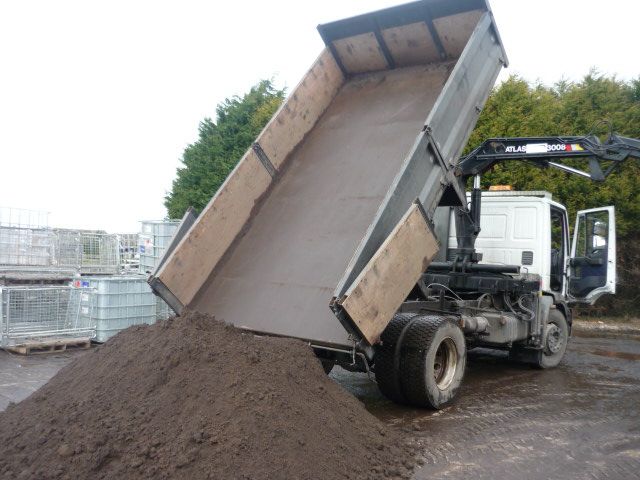 Czysta ziemia ogrodowa przesiewana 5 TON humus transport RYBNIK