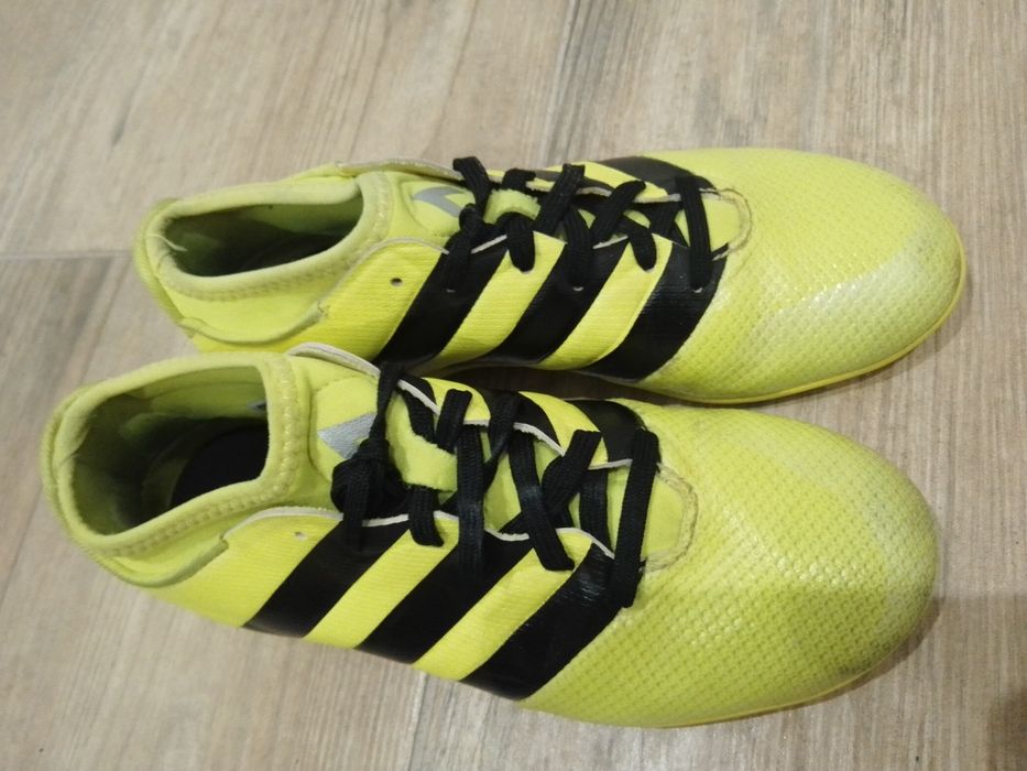 Buty piłkarskie halówki adidas r. 36 2/3