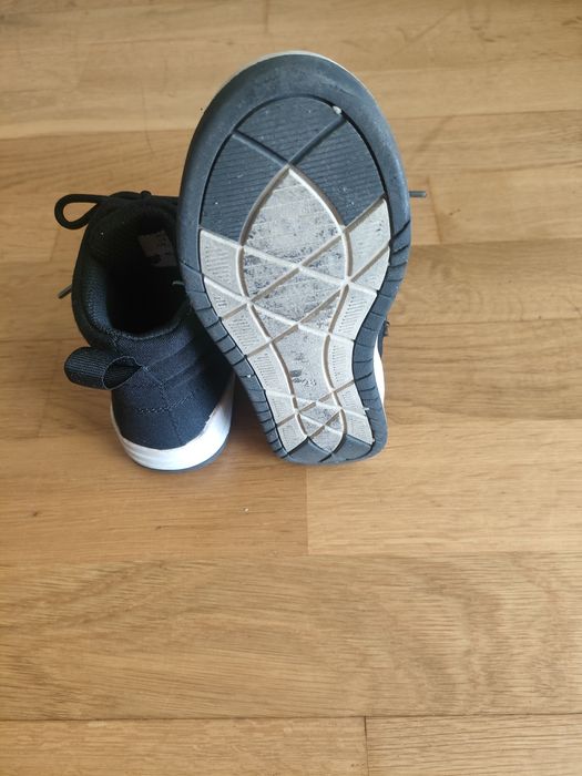 Buty MODNE dla chłopca  H&M.