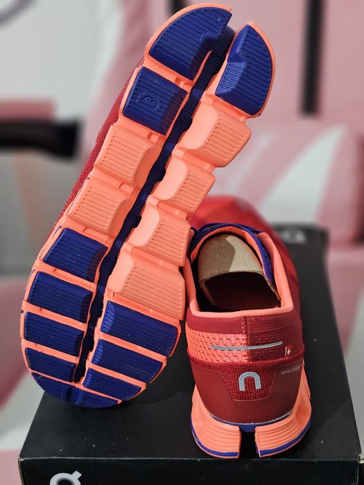 Buty nowe Cloud X damskie eu40 sliczne