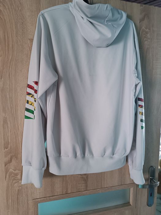 Bluza z kapturem kangurka do 120 biust